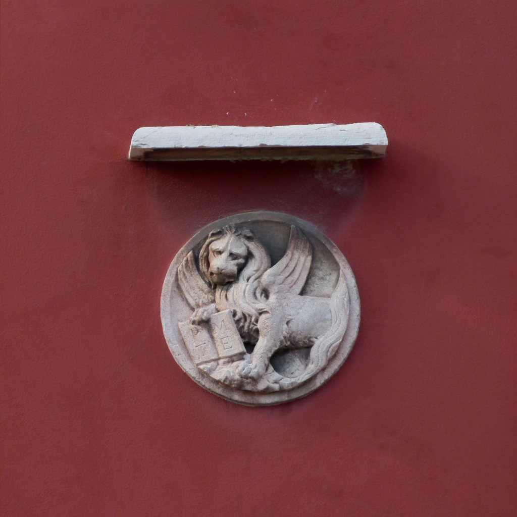 leone marciano in moleca (rilievo, opera isolata) - ambito veneziano (metà sec. XX)