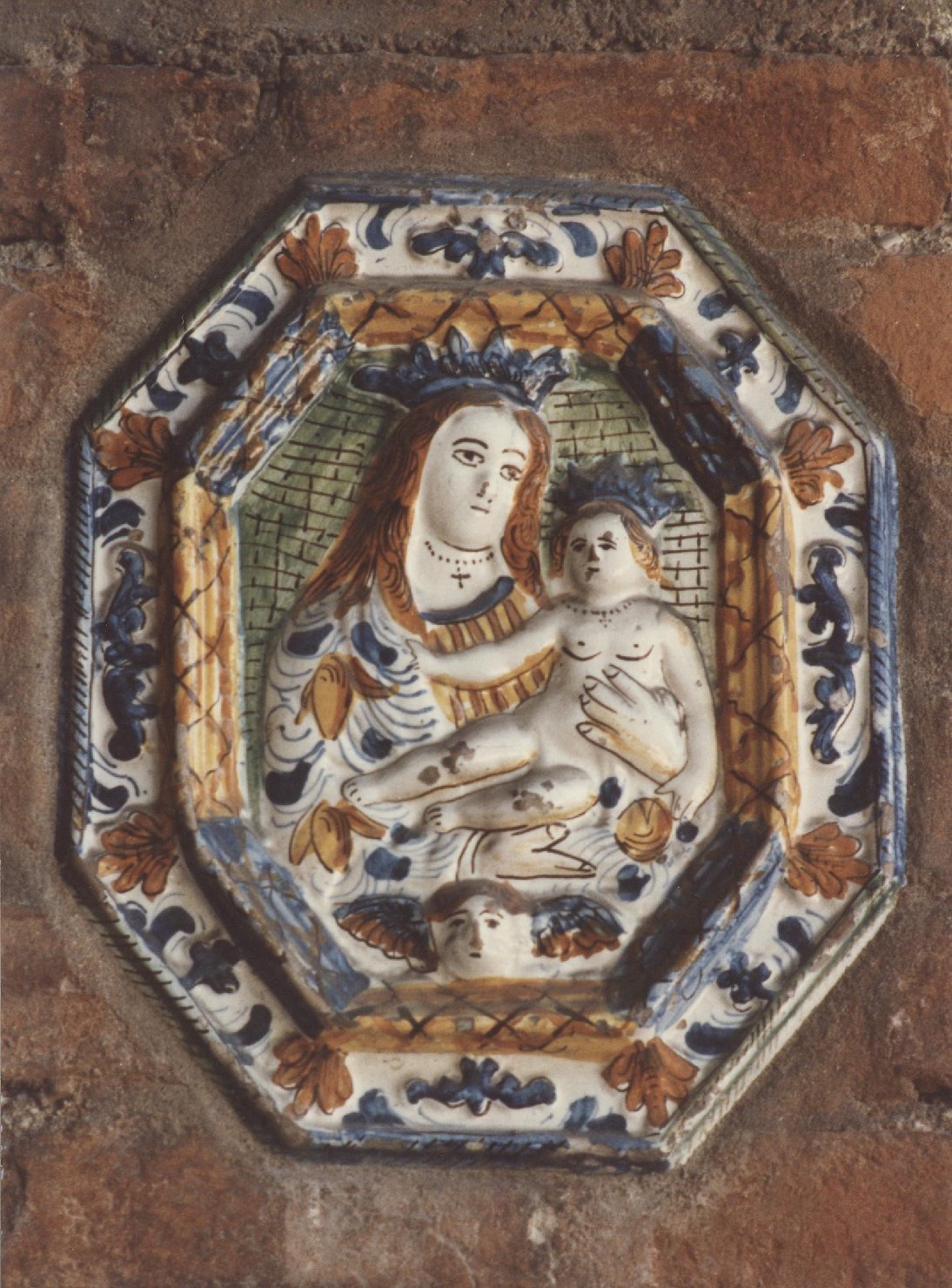 Madonna con Bambino (targa devozionale) - manifattura imolese (sec. XVIII)
