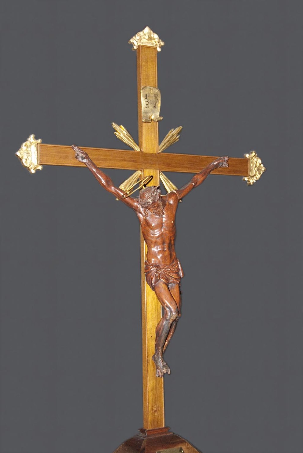 Cristo crocifisso (crocifisso, elemento d'insieme) - bottega di Ortisei (secondo quarto sec. XX)