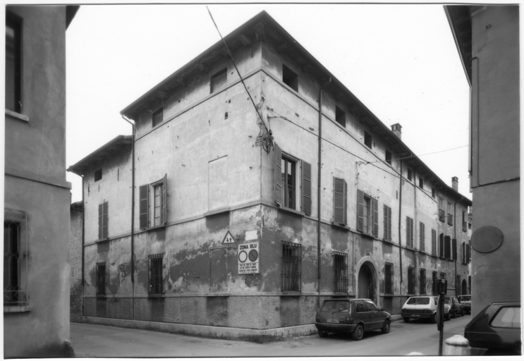 Palazzo Biondi già Brandolini (palazzo, residenziale) - Bagnacavallo (RA)  (XVII, ultimo quarto)