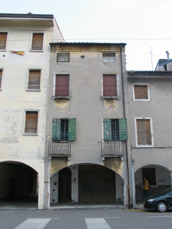 Fabbricato in Via Belzoni 104 (palazzo) - Padova (PD) 