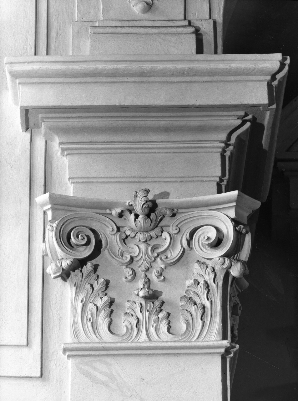 capitello di lesena, serie - bottega toscana (sec. XVIII)