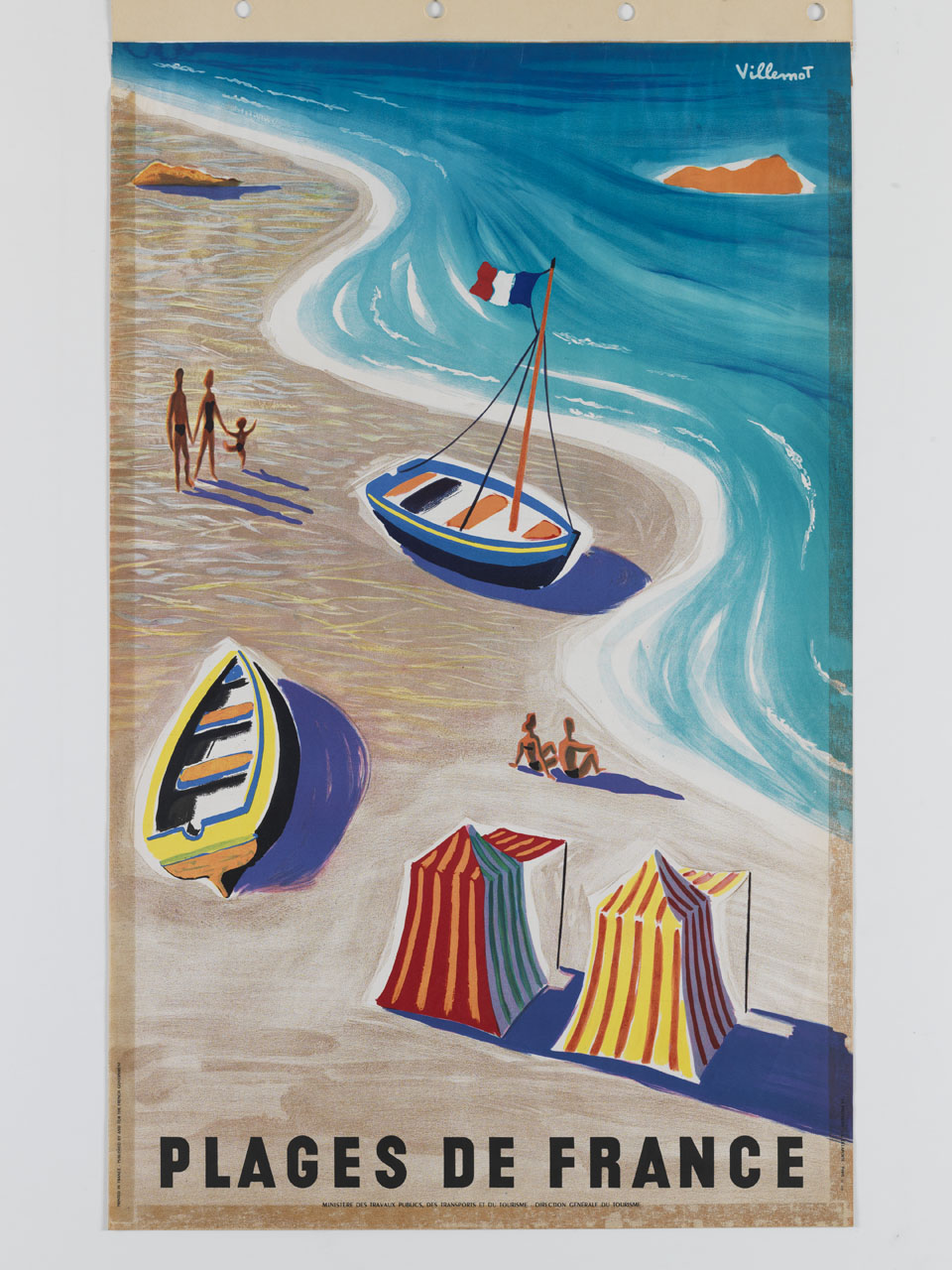 tratto di spiaggia con bagnanti, barche e tende (manifesto) di Villemot Bernard (sec. XX)