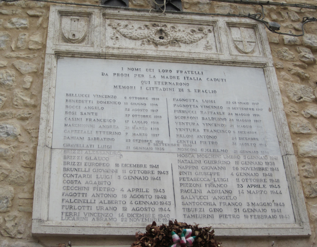 lapide commemorativa ai caduti - ambito italiano (sec. XX, sec. XX)