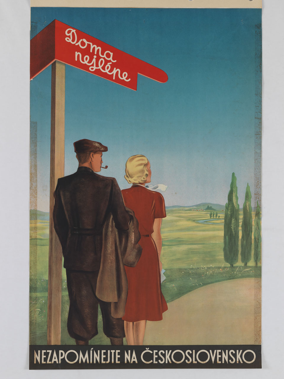 uomo e donna di spalle, posti accanto a un cartello stradale, osservano un paesaggio pianeggiante (manifesto) - ambito ceco (sec. XX)