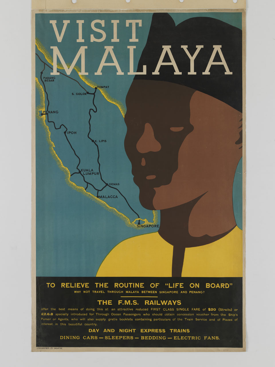 ritratto di uomo con songkok sullo sfondo di una carta geografica della Penisola Malese (manifesto) - ambito asiatico (sec. XX)