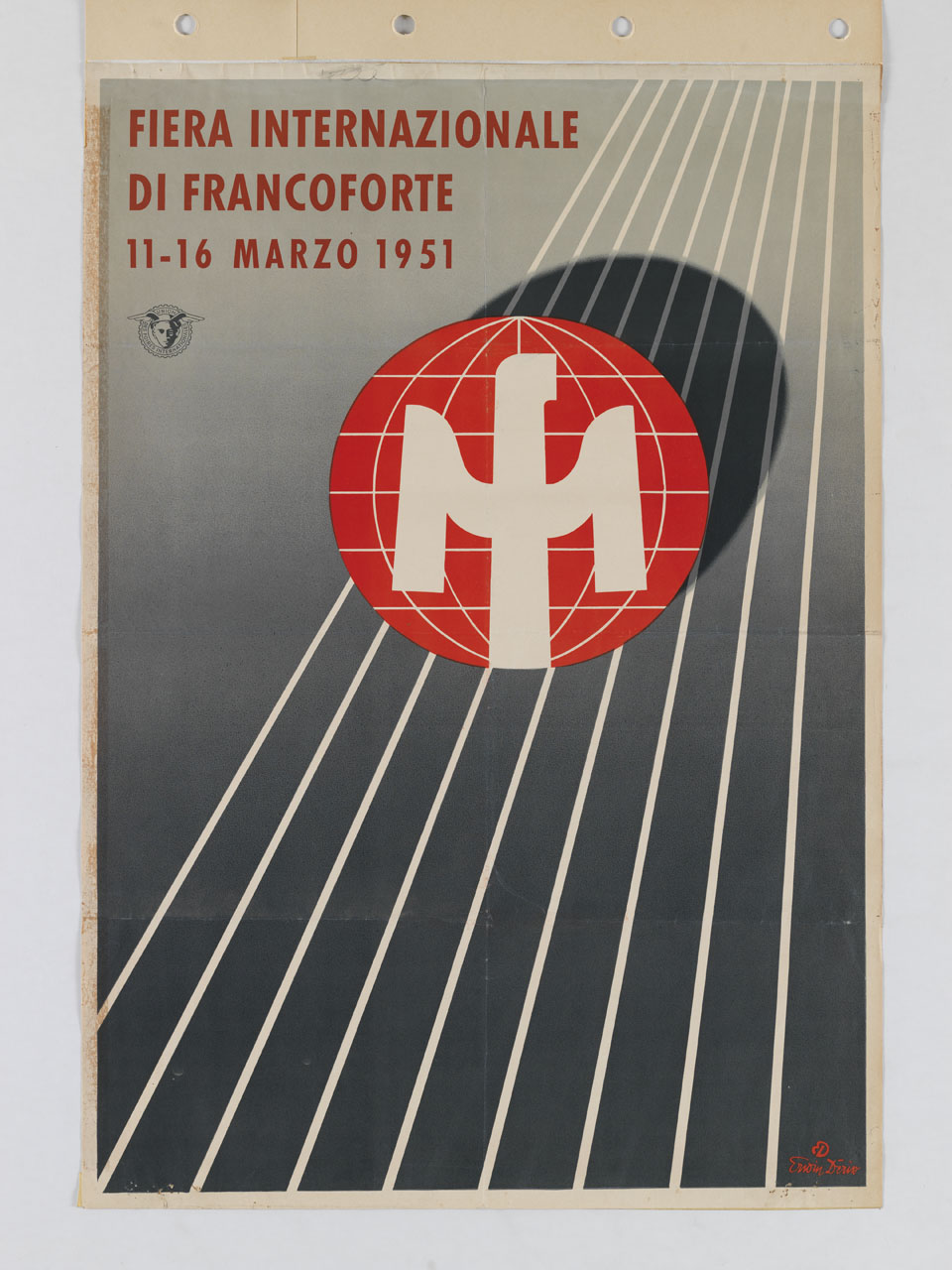 logo della Fiera Internazionale di Francoforte proietta la sua ombra su un fascio di linee (manifesto) di Deriss Erwin (sec. XX)