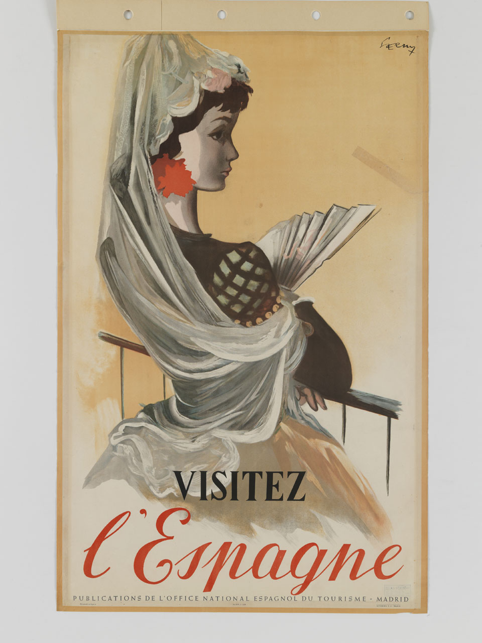donna in costume tradizionale affacciata al balcone con ventaglio, velo e orecchino (manifesto) - ambito spagnolo (sec. XX)