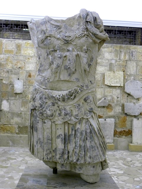 statua maschile/ busto (Eta' romana imperiale)