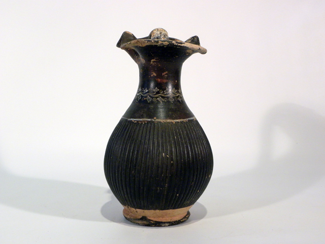 oinochoe (prima metà III a.C)