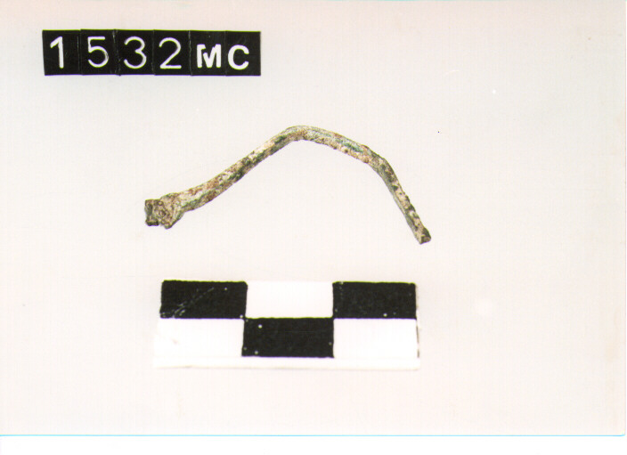 fibula/ arco - CULTURA TOMBE A FOSSA (SEC. VIII A.C)