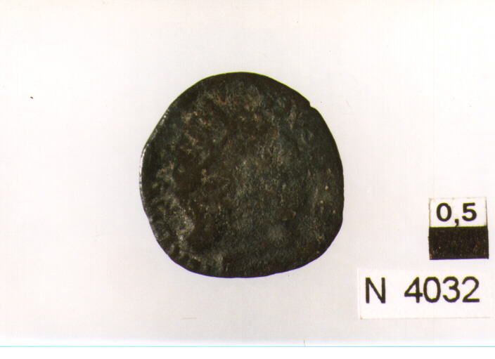 R/ testa radiata a destra; V/ cavallo gradiente a destra con al zampa destra sollevata (moneta, cavallo) (sec. XV d.C)