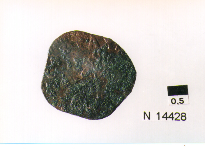 R/ illeggibile; V/ tre spighe legate a un ramoscello d'olivo, sopra sigla (moneta, pubblica del popolo) (sec. XVII d.C)