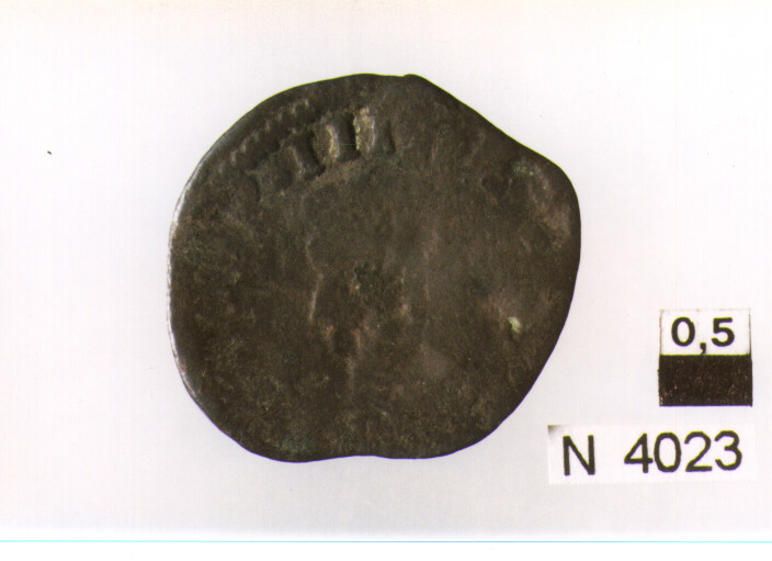 R/ busto a sinistra; V/ croce accantonata da quattro fiamme (moneta, tre cavalli) (sec. XVII d.C)