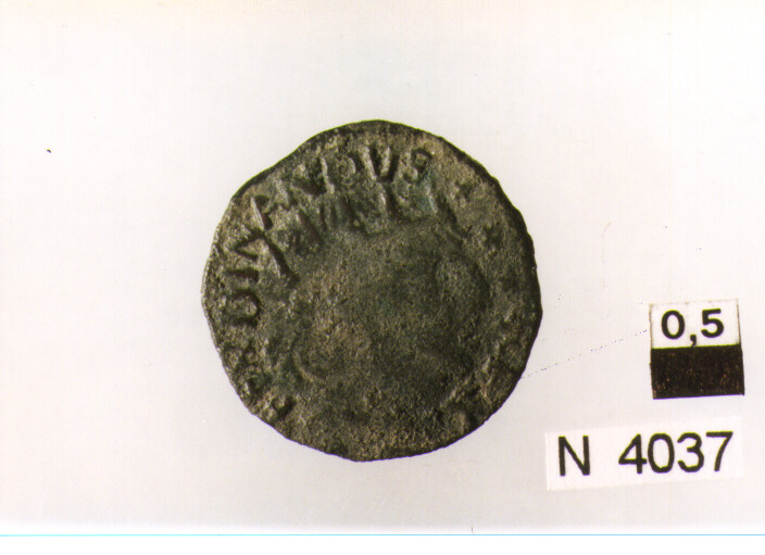R/ testa radiata a destra; V/ cavallo gradiente a destra con al zampa destra solevata, davanti aquiletta (moneta, cavallo) (sec. XV d.C)
