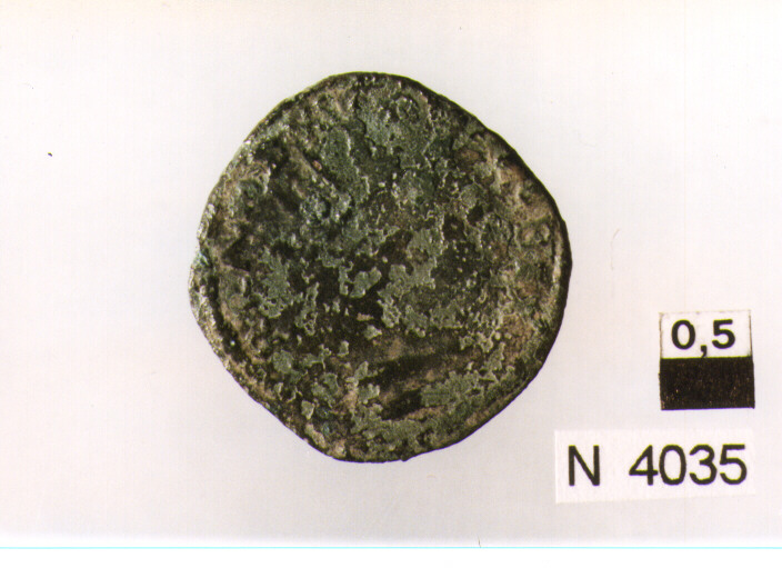 R/ testa radiata a destra; V/ cavallo gradiente a destra con la zampa destra sollevata, davanti aquiletta (moneta, cavallo) (sec. XV d.C)
