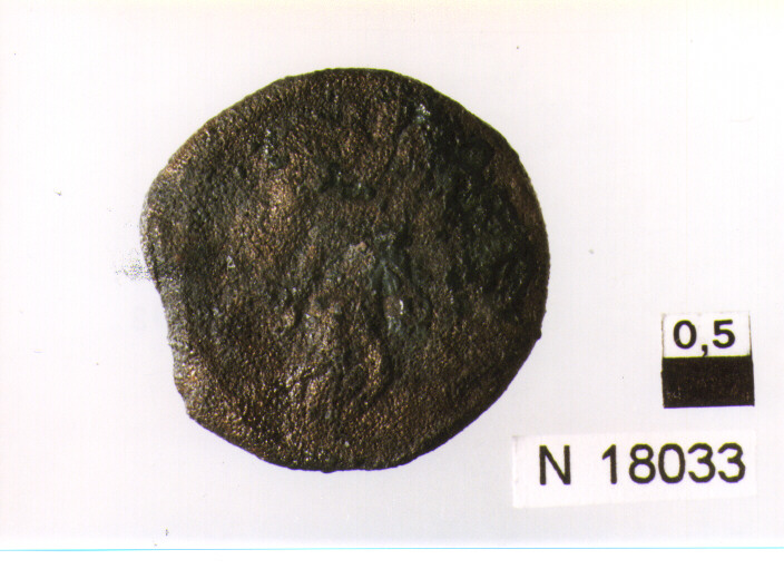 R/ testa di Roma elmata a destra, dietro un globetto; V/ prua di nave poco leggibile (oncia) (sec. III a.C)