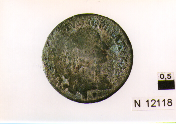 R/ busto a testa nuda volto a destra con lunghi capelli sciolti; V/ iscrizione nel campo, in corona d'alloro annodata in basso (moneta, grano) (sec. XVIII d.C)