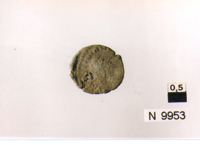 R/ busto drappeggiato e laureato di Gordiano III a destra; V/ Sole stantedi fronte la testa a sinistra, tiene la mano destra sollevata, nella sinistra il globo (moneta, asse) (sec. III d.C)