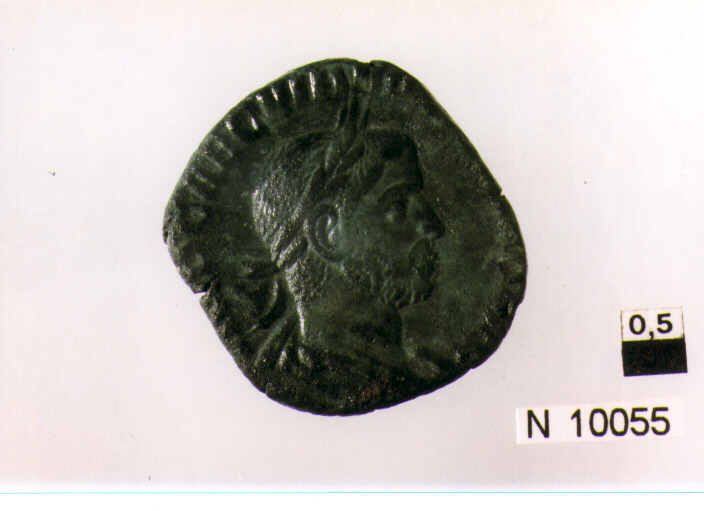 R/ testa radiata di Claudio I(?) a destra; V/ LIertas stante a sinistra con pileo e scettro (moneta, antoniniano) (sec. III d.C)