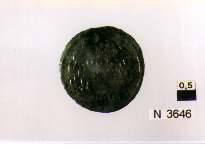 R/ busto drappeggiato , corazzato e radiato di Galerio Massimiano a destra; V/ corona d'alloro contenente iscrizione (moneta, follis) (secc. III/ IV d.C)