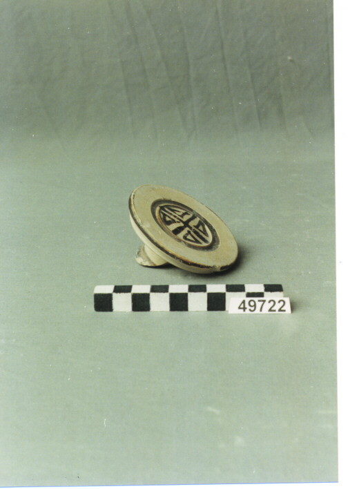 coperchio di lekane/ frammento (seconda metà sec. IV a.C)