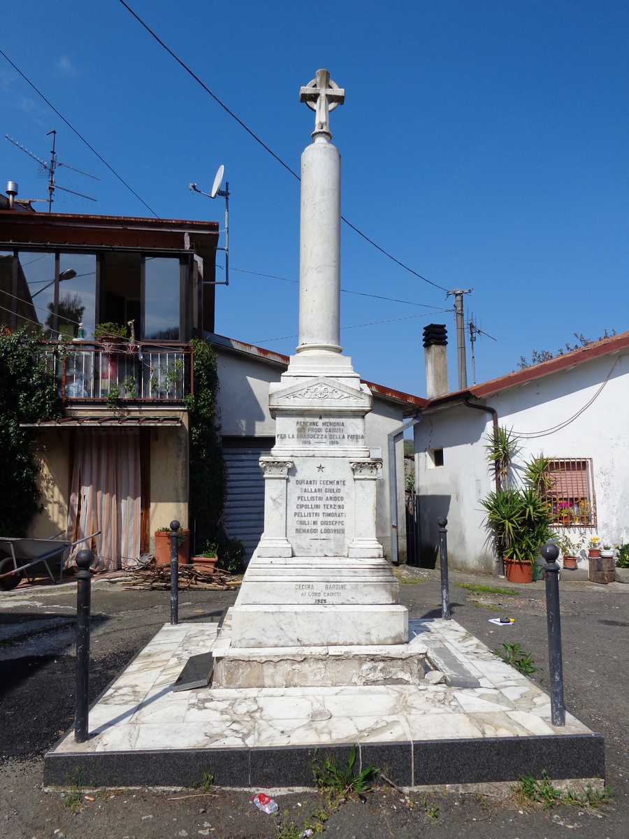 monumento ai caduti - a colonna - ambito toscano (Sec. XX)
