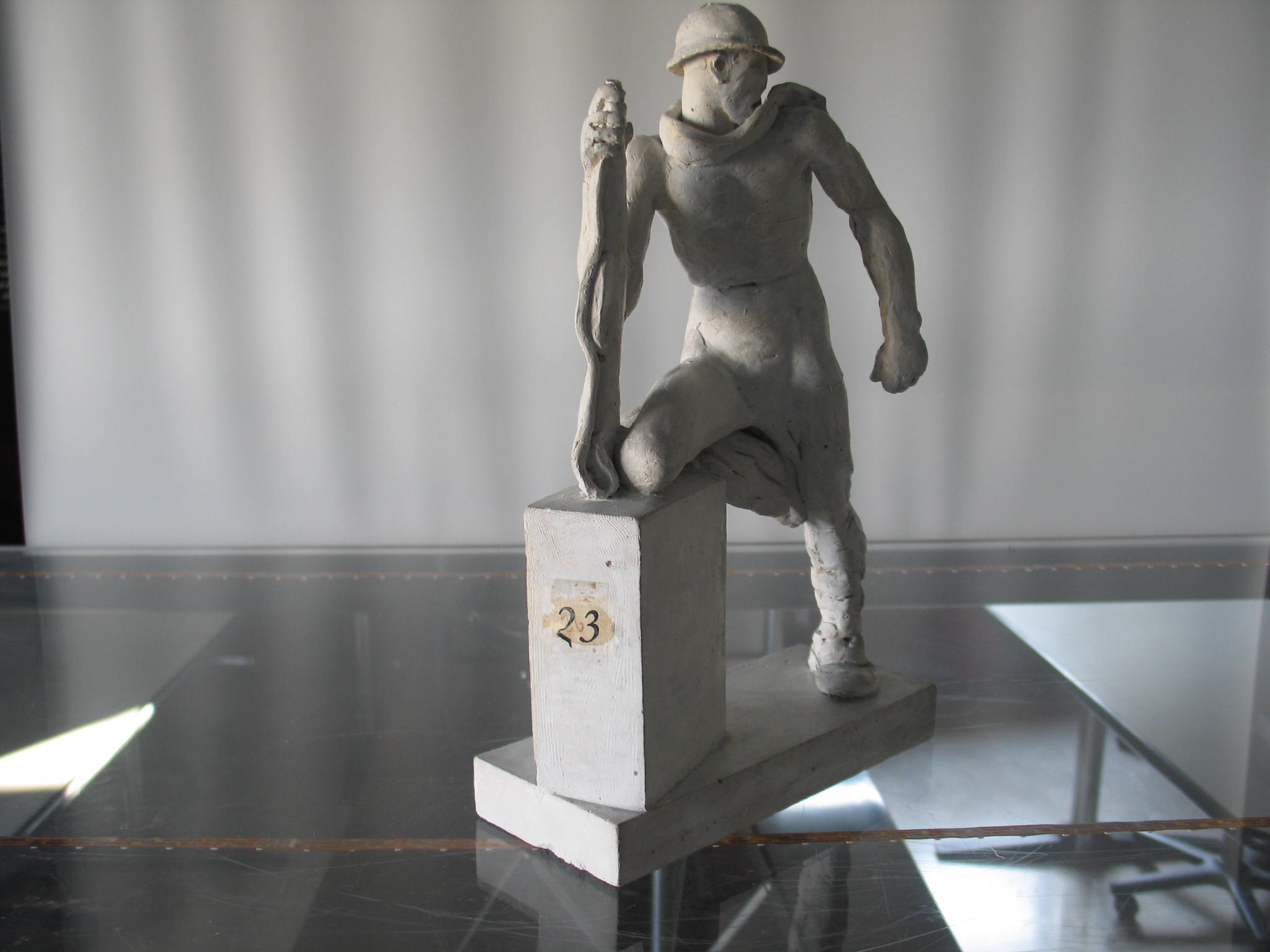 Fuciliere, alpino (scultura, serie) di Giuseppe Baroni (XX)