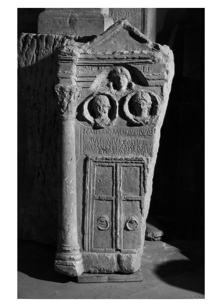 stele funeraria, stele dei Caspertii - età giulio-claudia (prima metà sec. I d.C)