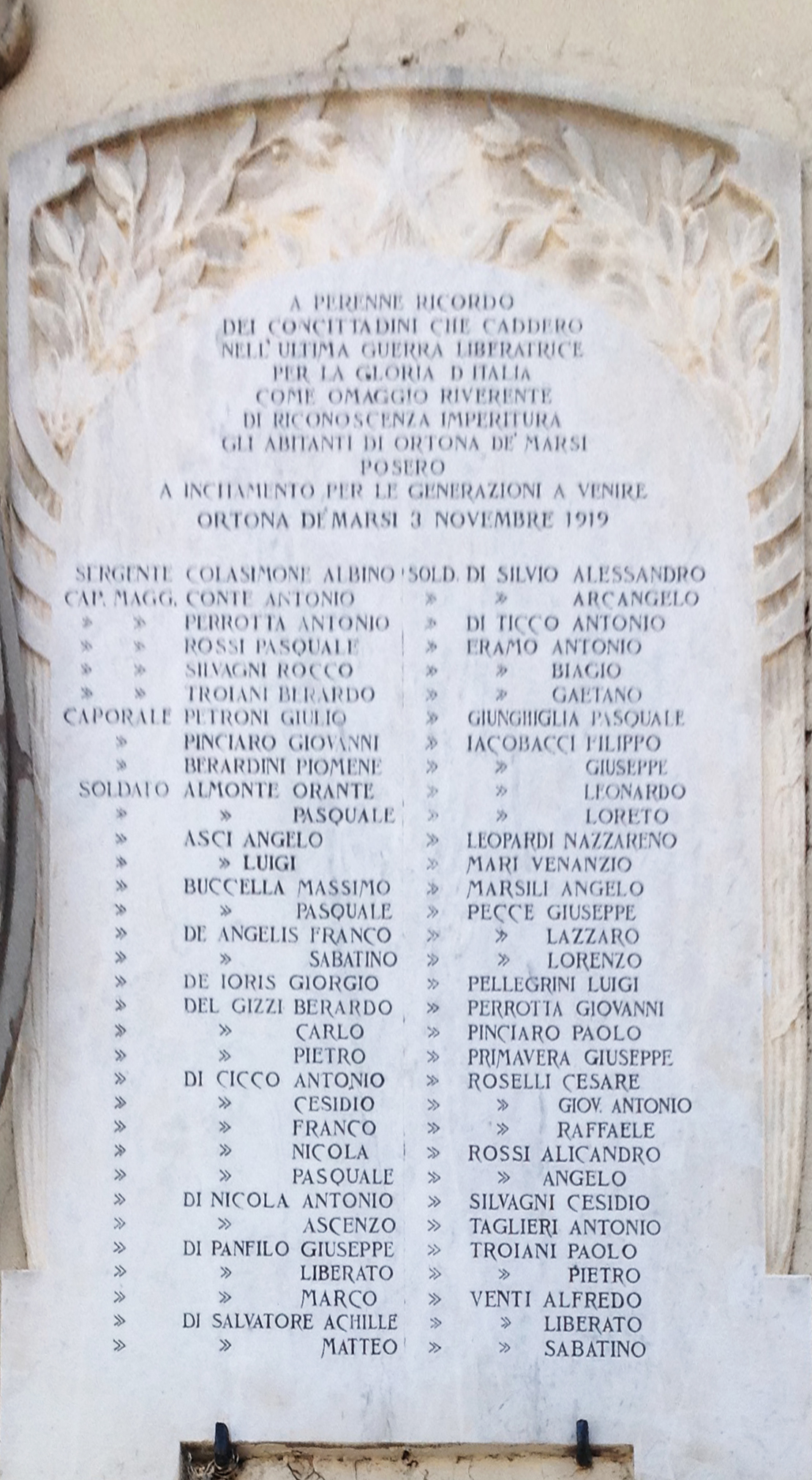 lapide commemorativa ai caduti - ambito abruzzese (primo quarto XX)