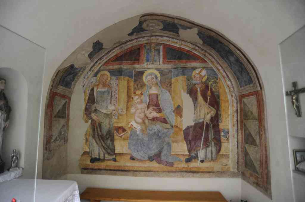 Madonna con Bambino tra Santa Lucia e San Biagio (dipinto) di Luce Giovanni (maniera) - ambito Italia meridionale (sec. XVI)