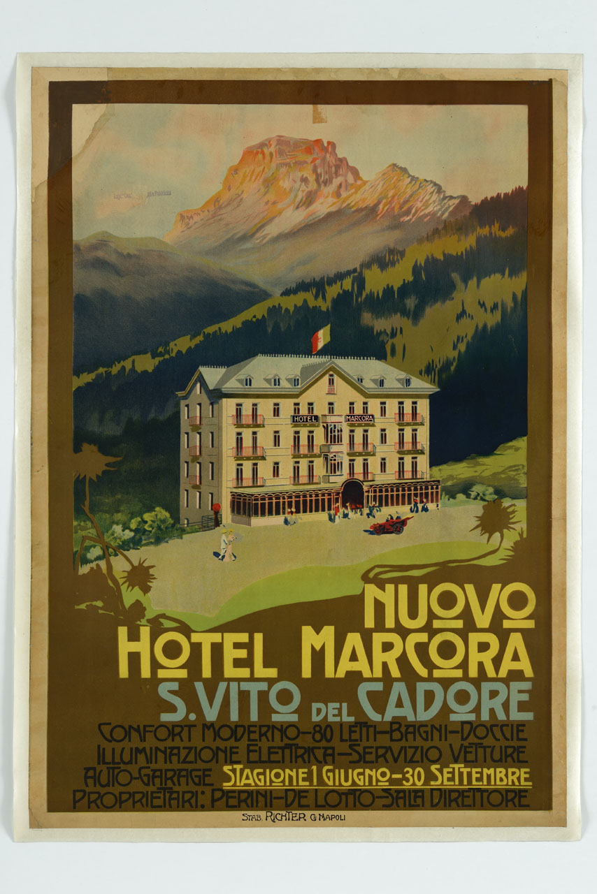 vista dell'Hotel Marcora con villeggianti e montagne sullo sfondo (manifesto) - ambito italiano (sec. XX)