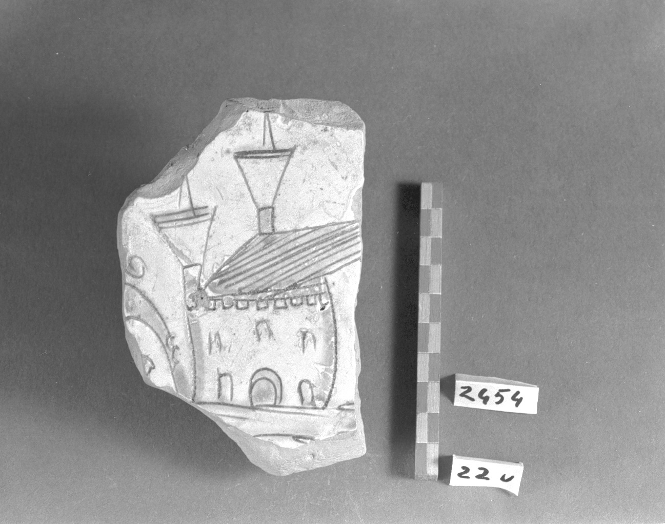 paesaggio con architetture (catino, frammento) - produzione veneziana (seconda metà sec. XVI)