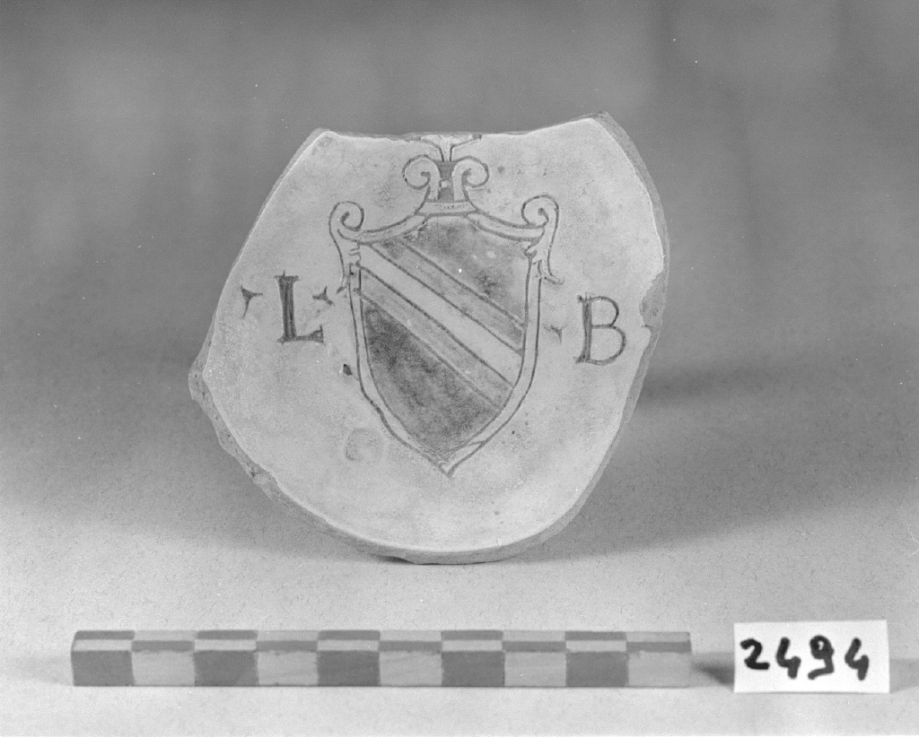 stemma gentilizio (scodella, frammento) - produzione veneziana (inizio sec. XVI)