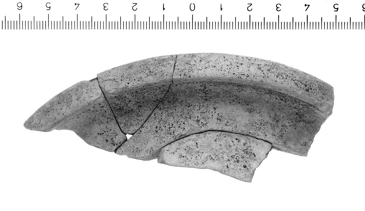 piattello/ orlo (secc. V/ III a.C)