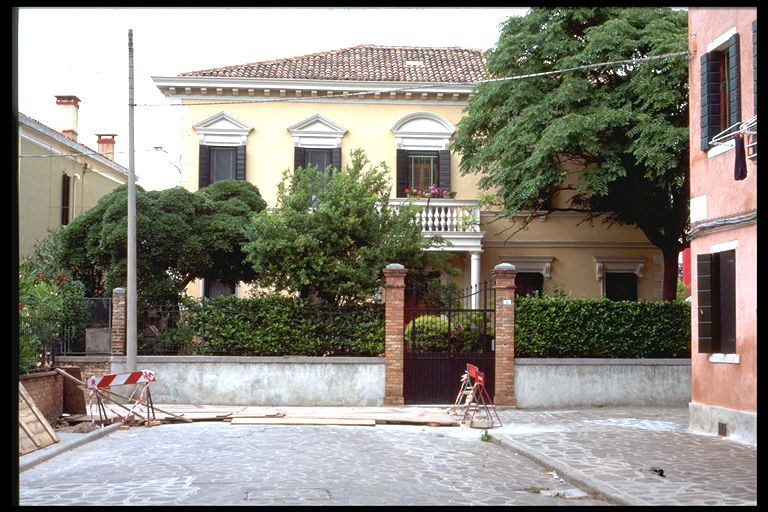 casa isolata con giardino (casa, monofamiliare) - Venezia (VE) 