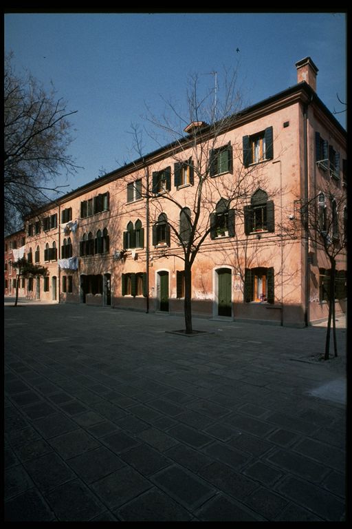 casa a blocco con cortile e annessi (casa, a blocco) - Venezia (VE) 