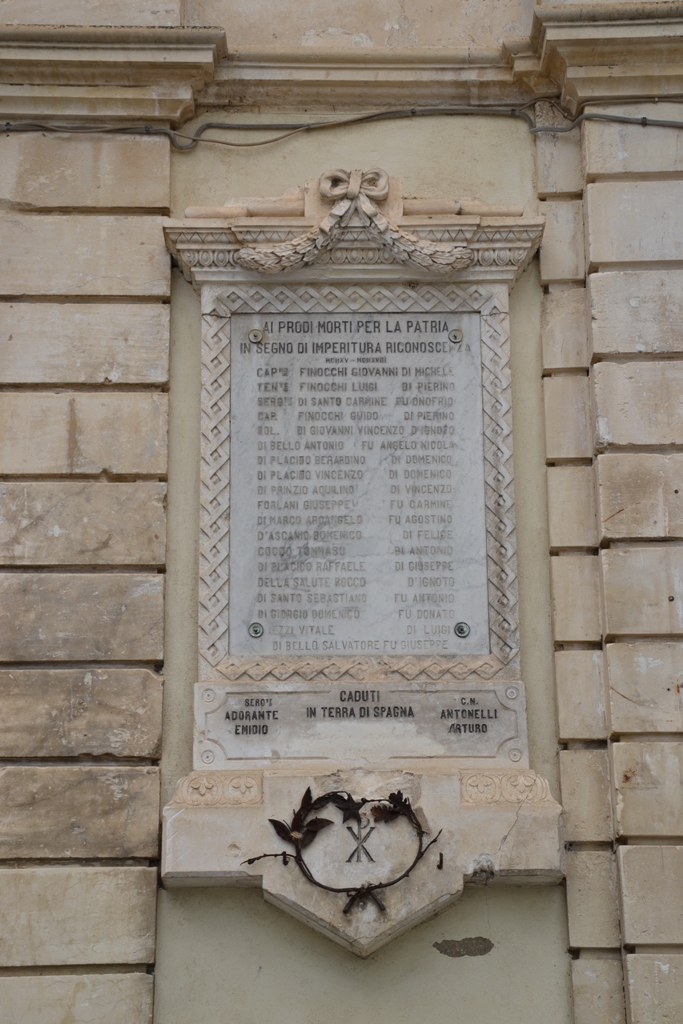lapide commemorativa ai caduti di Scalzi G (attribuito) - ambito abruzzese (sec. XX)