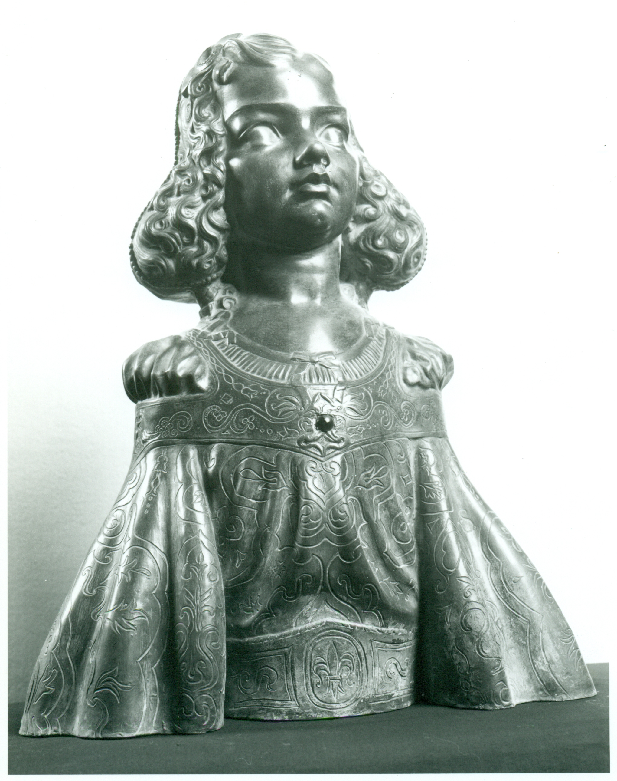 Busto ritratto di fanciulla in abiti rinascimentali “Flora Whitney”, Mezzobusto di bambina (statua, opera isolata) di Andersen Hendrik Christian (attribuito) (inizio XX)