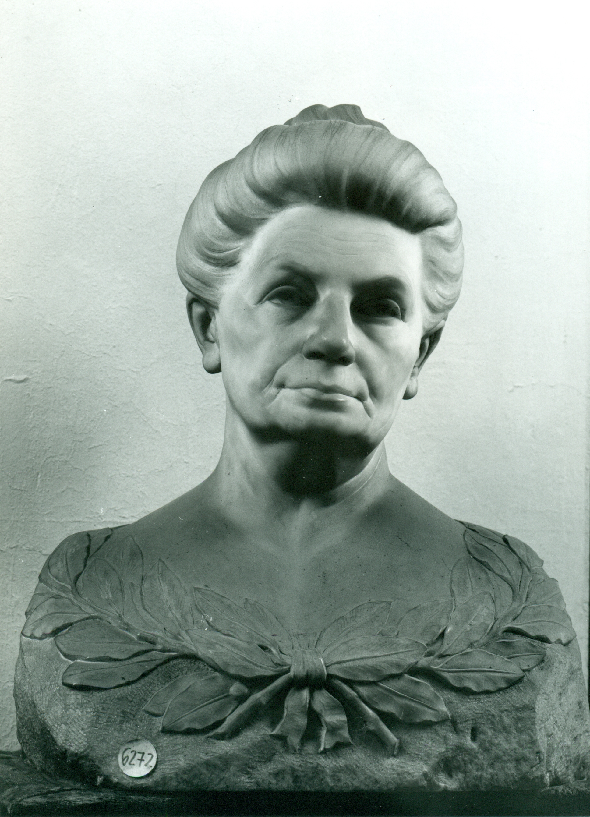 Busto ritratto di Helene Monsen Andersen, Mezzobusto femminile (statua, opera isolata) di Andersen Hendrik Christian (attribuito) (inizio XX)