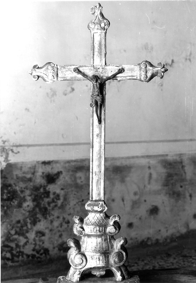 croce d'altare, opera isolata - bottega lucana (sec. XIX)