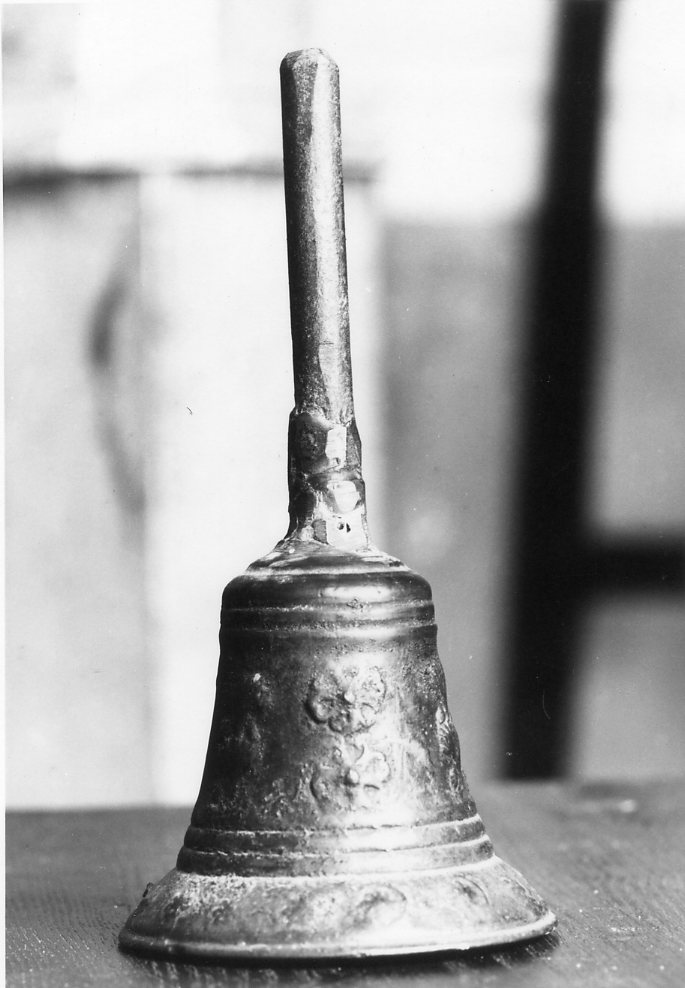 campanello d'altare, opera isolata - bottega lucana (fine/ inizio XVIII/XIX)