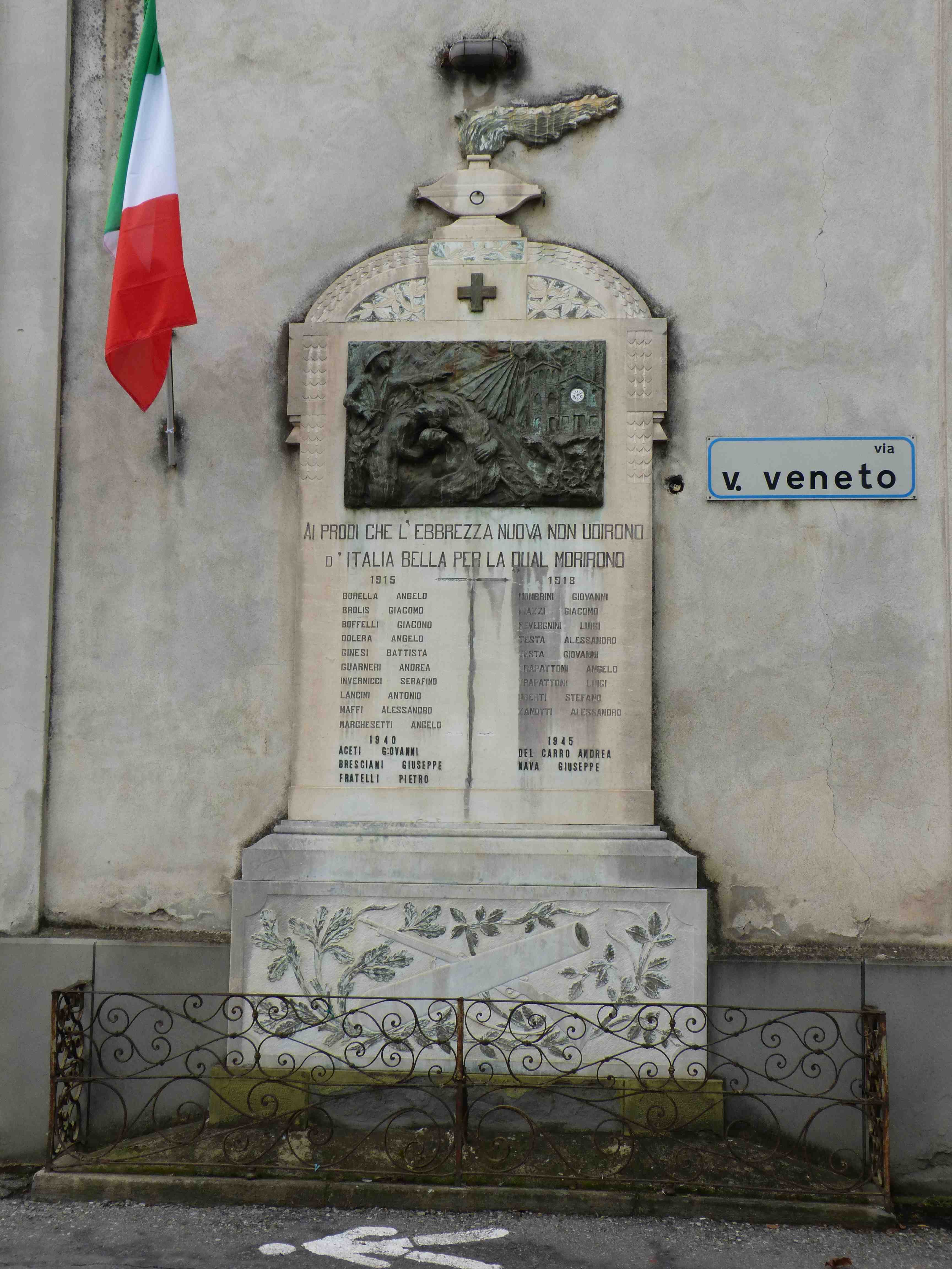 monumento ai caduti - a lapide, opera isolata - ambito italiano (prima metà sec. XX)