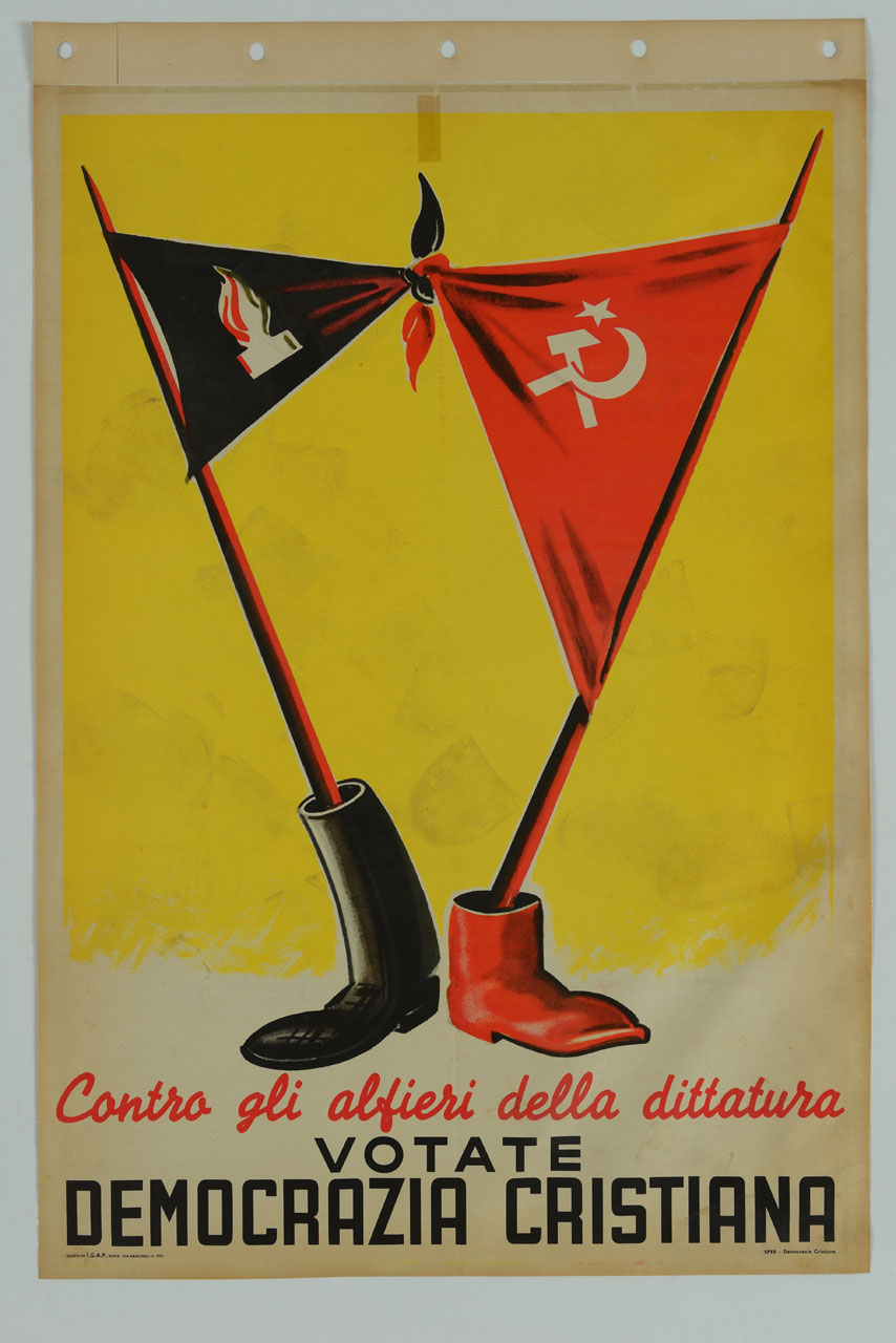 gagliardetto con simbolo del MSI e bandiera comunista annodati e infilati in due stivali (manifesto) - ambito italiano (sec. XX)