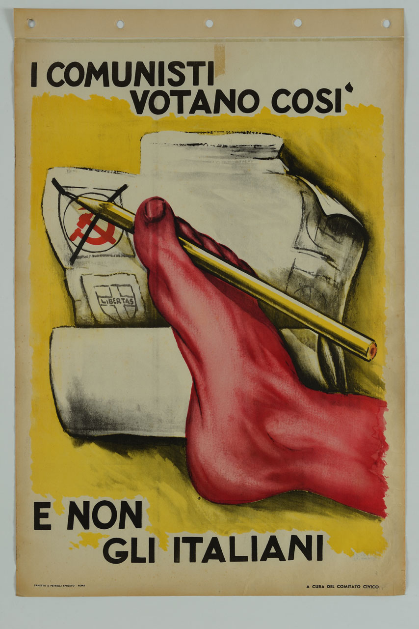 piede con matita segna il simbolo comunista nella scheda elettorale (manifesto) - ambito italiano (sec. XX)