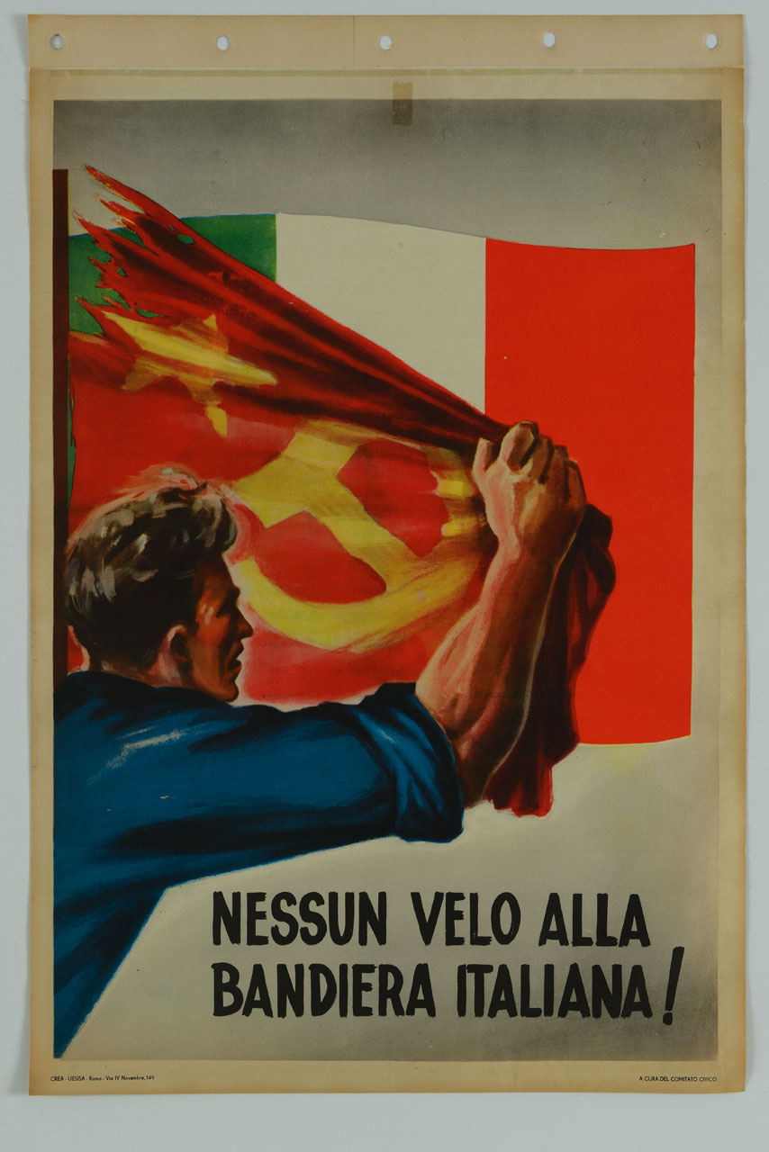 uomo strappa la bandiera comunista e scopre la bandiera tricolore (manifesto) - ambito italiano (sec. XX)