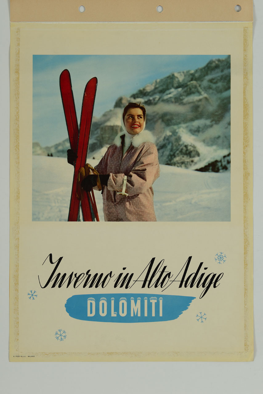 sciatrice sorridente con montagna sul fondo (manifesto) - ambito italiano (sec. XX)