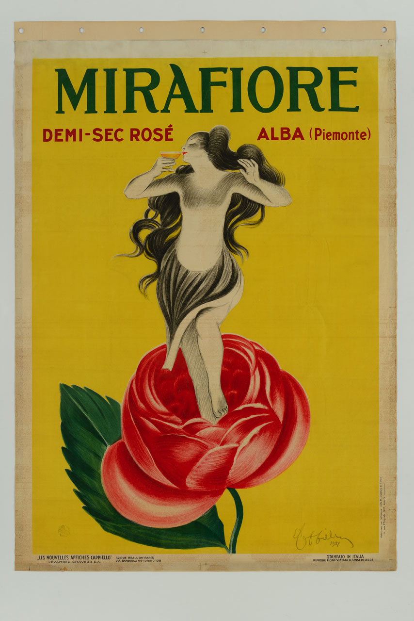 figura femminile che si erge sopra una rosa mentre sorseggia una coppa di spumante (manifesto) di Cappiello Leonetto (sec. XX)