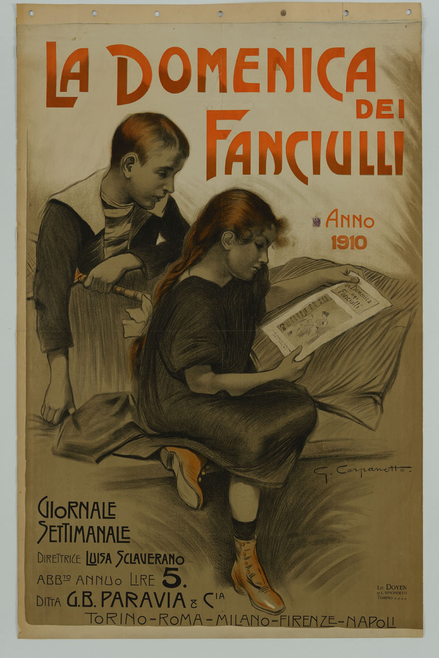 bambina seduta sul divano e bambino in piedi alle sue spalle leggono un giornale (manifesto) di Carpanetto Giovanni Battista (sec. XX)