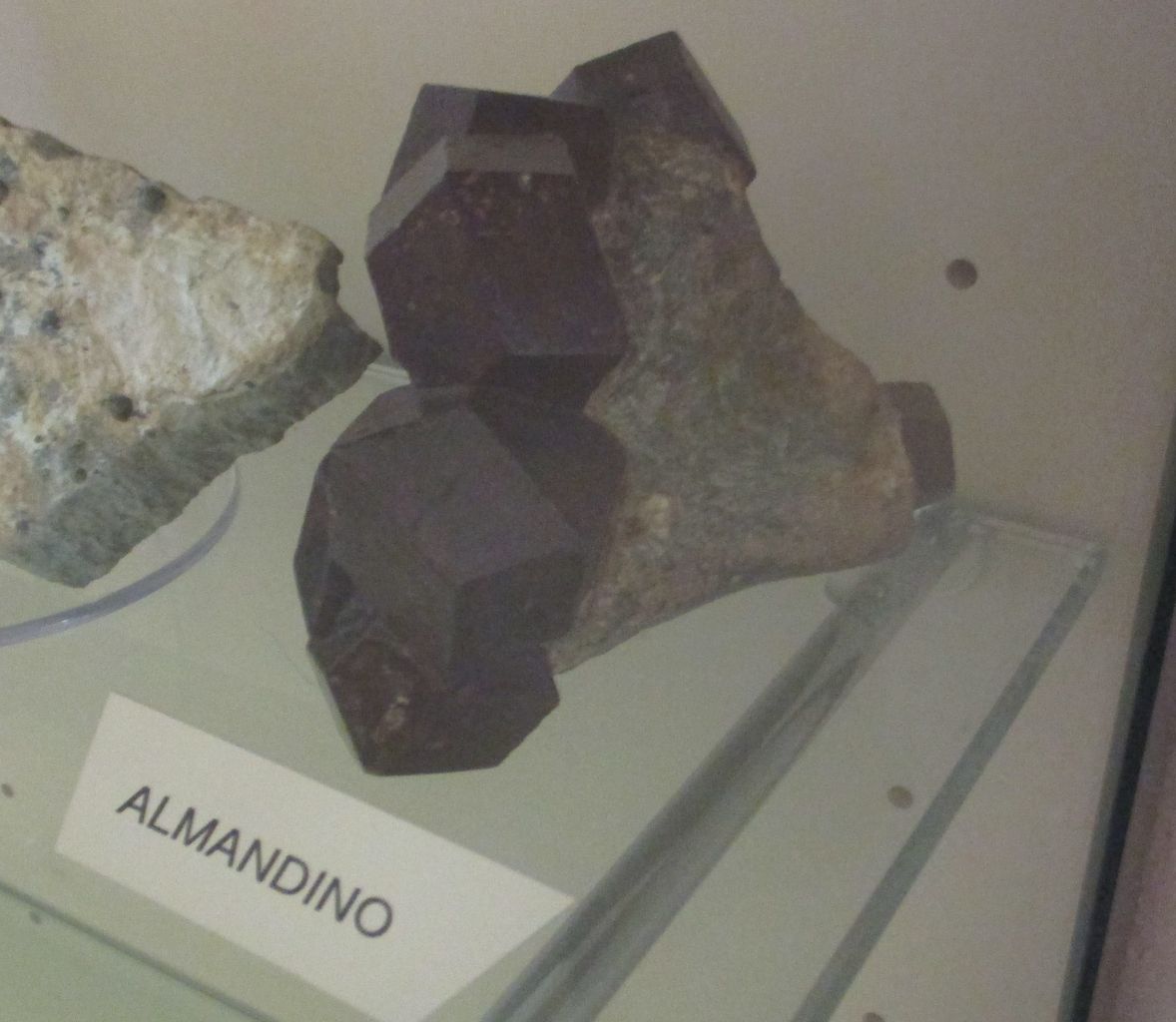Almandino (esemplare)